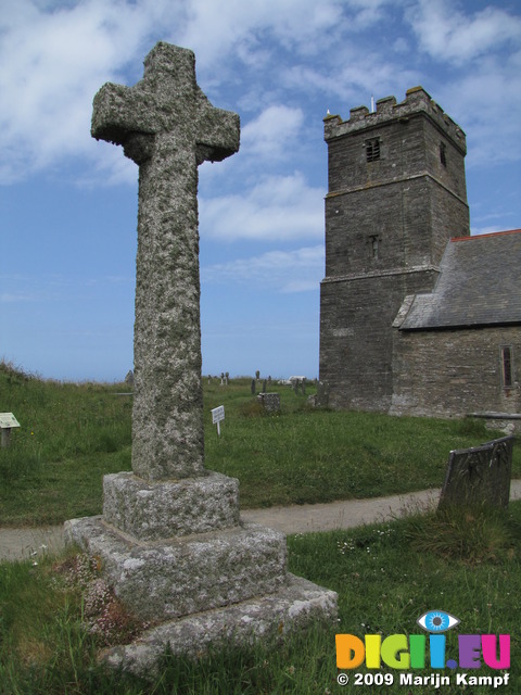 SX07313 Lychen on stone cross at Tintagel church